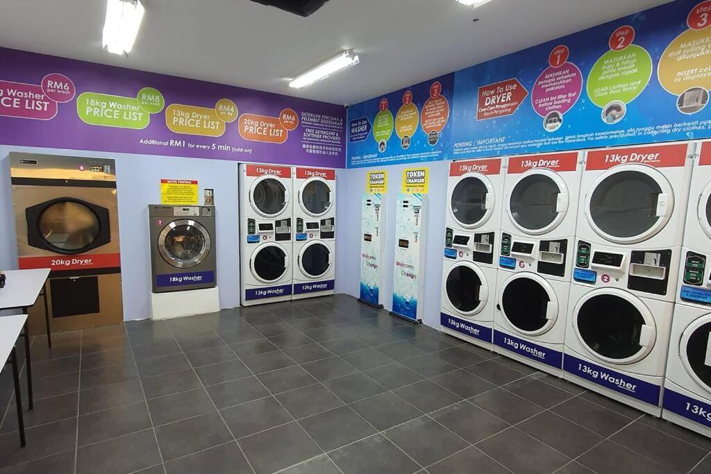 Kozi Square New Sgh Cozy Home 7A Kuching Bagian luar foto