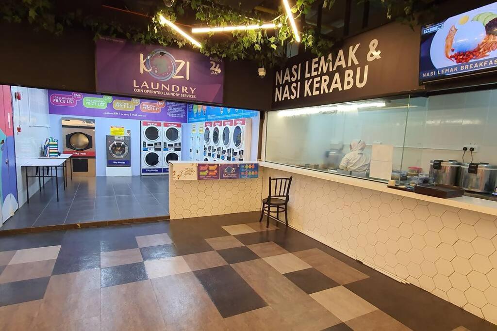 Kozi Square New Sgh Cozy Home 7A Kuching Bagian luar foto